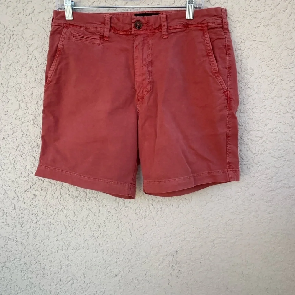 American Eagle Outfitters Red‎ Flat Front Shorts - Picture 2 of 8